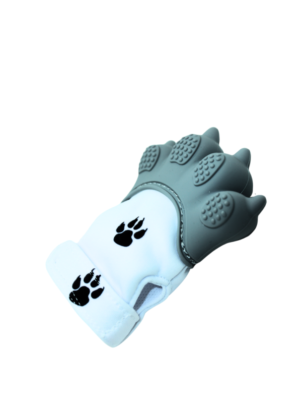 A Teething Solution with Heart – Meet the Teething Paw Mitten! - Image 4